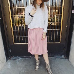 A&F Pink Pleated Midi Skirt